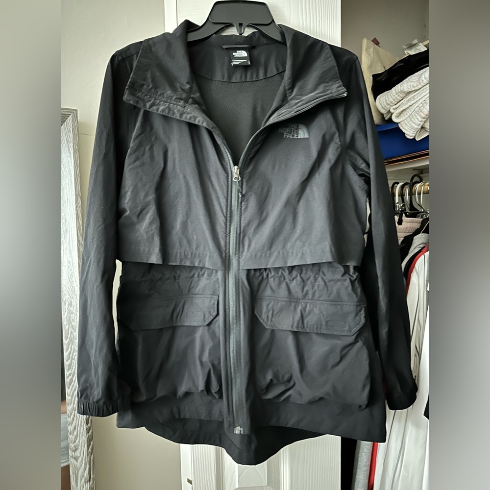 Northface Winbreaker